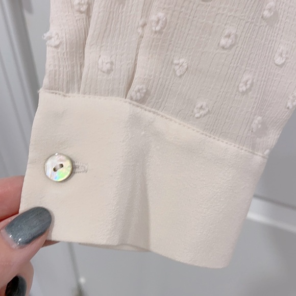 L’AGENCE Perry Silk Blouse - Picture 7 of 12